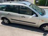 Gebraucht Ford Focus 95 PS (69 kW) 2001 Silber Kombi
