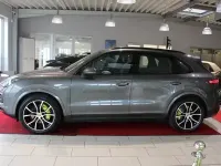 Gebraucht Porsche Cayenne 462 PS (339 kW) 2021 Grau SUV