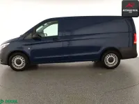 Gebraucht Mercedes Vito 190 PS (139 kW) 2019 Navyblau Van