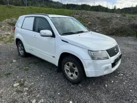 Gebraucht Suzuki Grand Vitara 129 PS (94 kW) 2012 Weiß SUV