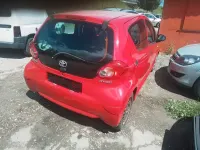 Gebraucht Toyota Aygo 68 PS (50 kW) 2008 Rot Kleinwagen