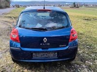 Gebraucht Renault Clio II Privilege 88 PS (64 kW) 2006 Blau Limousine