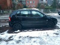 Gebraucht VW Polo 64 PS (47 kW) 2003 Schwarz Kleinwagen