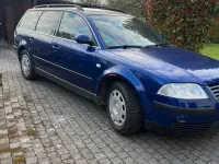 Usata VW Passat 131 CV (96 kW) 2003 Blu Station wagon