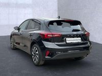 Neu Ford Focus Titanium 125 PS (91 kW) 2026 Agate black metallic Limousine