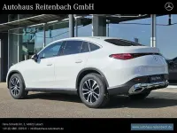 Gebraucht Mercedes GLC200 Avantgarde 204 PS (150 kW) 2023 Manufaktur opalithweiß bright SUV