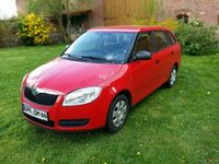 Gebraucht Skoda Fabia 60 PS (44 kW) 2009 Rot Kleinwagen