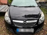 Używany Opel Corsa 66 KM (48 kW) 2010 Czarny Hatchback