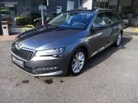Gebraucht Skoda Superb Premium Edition 200 PS (147 kW) 2022 Grau Kombi