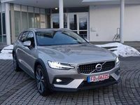 Gebraucht Volvo V60 CC 145 PS (106 kW) 2023 Kombi