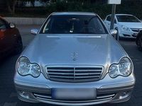 Gebraucht Mercedes C200 163 PS (119 kW) 2004 Silber Limousine