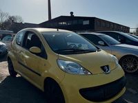 Gebraucht Peugeot 107 70 PS (51 kW) 2005 Gelb Kleinwagen