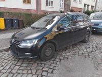 Gebraucht VW Sharan Life 140 PS (102 kW) 2013 Schwarz Van / Kleinbus