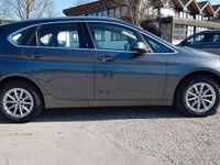Gebraucht BMW 218 150 PS (110 kW) 2018 Mineralgrau metallic Van / Kleinbus