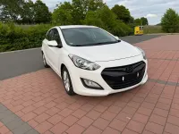 Second-hand Hyundai i30 110 CP (80 kW) 2015 Alb Break
