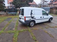 Gebraucht Opel Combo 90 PS (66 kW) 2004 Weiß Van / Kleinbus