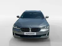Gebraucht BMW 530 Luxury Line 286 PS (210 kW) 2023 Skyscraper grau metallic Kombi