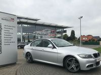 Gebraucht BMW 318 143 PS (105 kW) 2010 Silber metallic Limousine