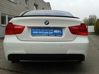Gebraucht BMW 318 185 PS (136 kW) 2011 Weiß metallic Limousine