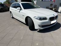gebraucht BMW 520 dA Touring AHK/Standhzg/PanoGSD/8fachbereift