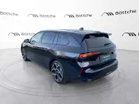 Gebraucht Opel Astra Ultimate 131 PS (96 kW) 2023 Lackierung schwarz perla nera/typ aussenverkleidung metallic perlmutt Kleinwagen