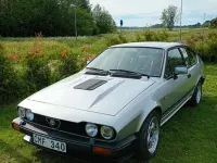 Gebraucht Alfa Romeo GTV 156 PS (114 kW) 1984 Silber Coupé