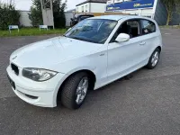 Gebraucht BMW 116 122 PS (89 kW) 2009 Weiß Kleinwagen