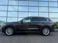 Gebraucht BMW X5 Performance 286 PS (210 kW) 2022 Saphirschwarz SUV