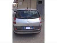 Gebraucht Renault Scénic II 163 PS (119 kW) 2005 Grau metallic Van / Kleinbus