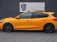 Gebraucht Ford Focus ST 280 PS (205 kW) 2019 Sonderlackierung tropicalorange metallic Limousine