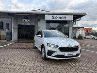 Neu Skoda Scala 150 PS (110 kW) 2026 Weiß Kleinwagen