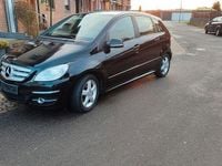 Gebraucht Mercedes B200 193 PS (141 kW) 2009 Schwarz Van / Kleinbus