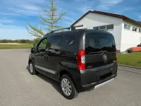 Gebraucht Fiat Qubo Trekking 95 PS (69 kW) 2013 Schwarz Van / Kleinbus