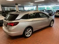 Gebraucht Opel Astra Design & Tech 130 PS (95 kW) 2022 Argon silber (metallic) Kleinwagen