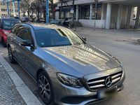 Gebraucht Mercedes E220 194 PS (142 kW) 2017 Grau Kombi