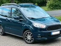 Gebraucht Ford Tourneo Courier 101 PS (74 kW) 2015 Blau Van / Kleinbus