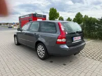 Second-hand Volvo V50 Momentum 170 CP (125 kW) 2006 Gri Break