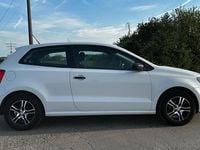 Second-hand VW Polo 60 CP (44 kW) 2011 Alb Hatchback