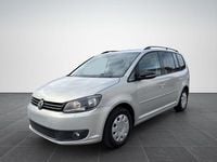 Gebraucht VW Touran Match 105 PS (77 kW) 2013 Gold Van / Kleinbus