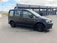 Second-hand VW Caddy Startline 86 CP (63 kW) 2011 Negru Monovolum