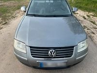 Usata VW Passat 131 CV (96 kW) 2003 Verde Station wagon