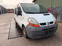 Gebraucht Renault Traffic 100 PS (73 kW) 2006 Weiß Limousine