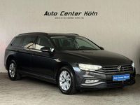 Gebraucht VW Passat 150 PS (110 kW) 2022 Grau Kombi