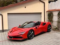 Gebraucht Ferrari SF90 2025 Rot Cabrio