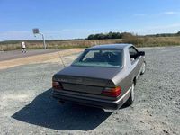 Gebraucht Mercedes 230 136 PS (100 kW) 1988 Grau Coupé