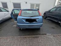 Gebraucht Ford Focus 101 PS (74 kW) 2002 Limousine