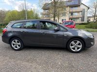 Gebraucht Opel Astra 2012 Grau Kombi
