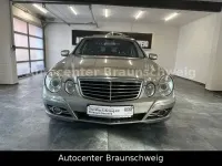 Używany Mercedes E280 231 KM (169 kW) 2006 Srebrny Sedan/Limuzyna