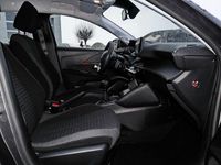 Gebraucht Peugeot 208 Active 101 PS (74 kW) 2023 Grau Kleinwagen