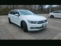 Gebraucht VW Passat 115 PS (84 kW) 2018 Weiß Kombi